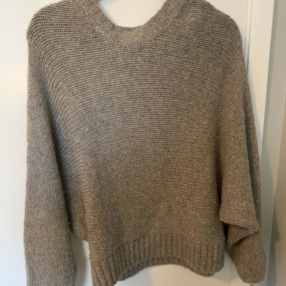 Group by Babaton (Aritzia) sweater.